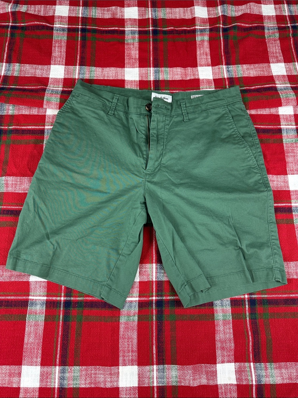 Goodfellow & Co Green Flat-Front Men’s Shorts